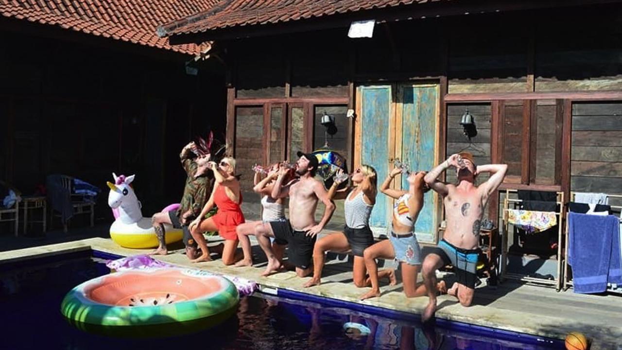 The Tipsy Gypsy Hostel Canggu Exterior foto